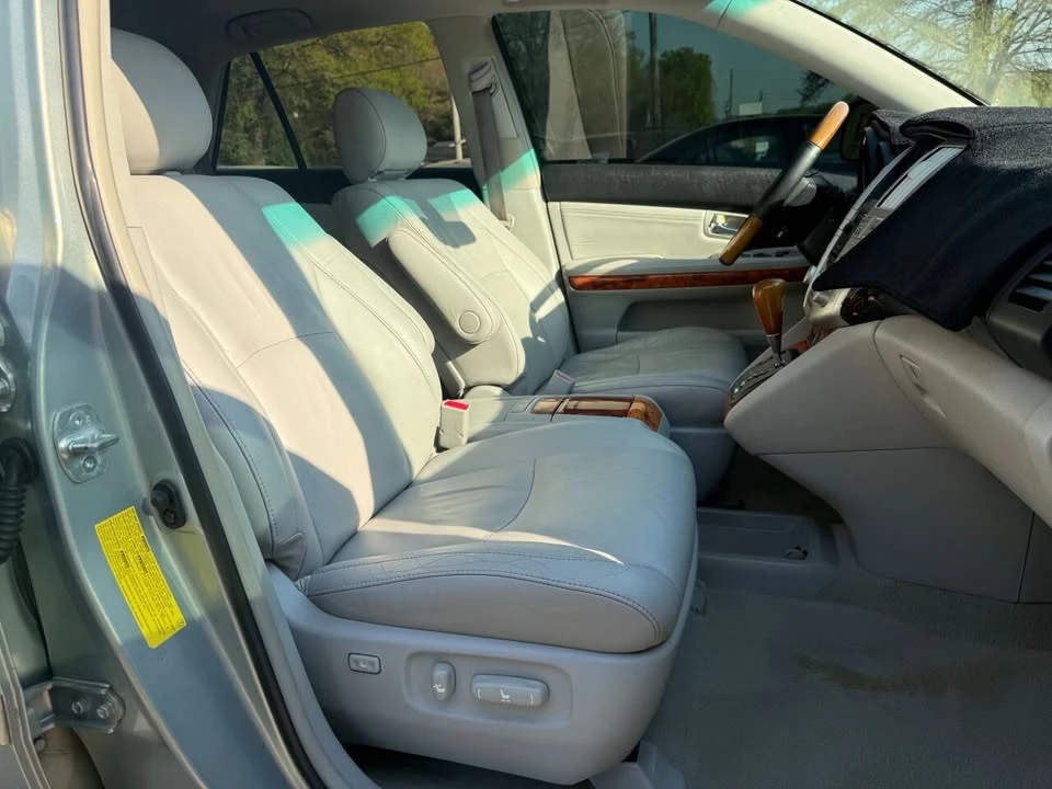 2009 Lexus RX 2nd Gen - Image 13 of 20
