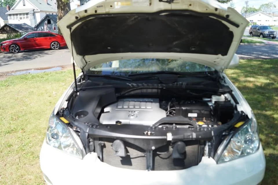 2009 Lexus RX 2nd Gen - Image 14 of 19