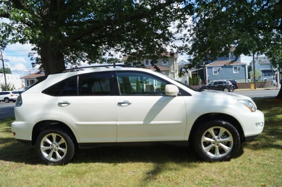 2009 Lexus RX 2nd Gen - Image 12 of 19