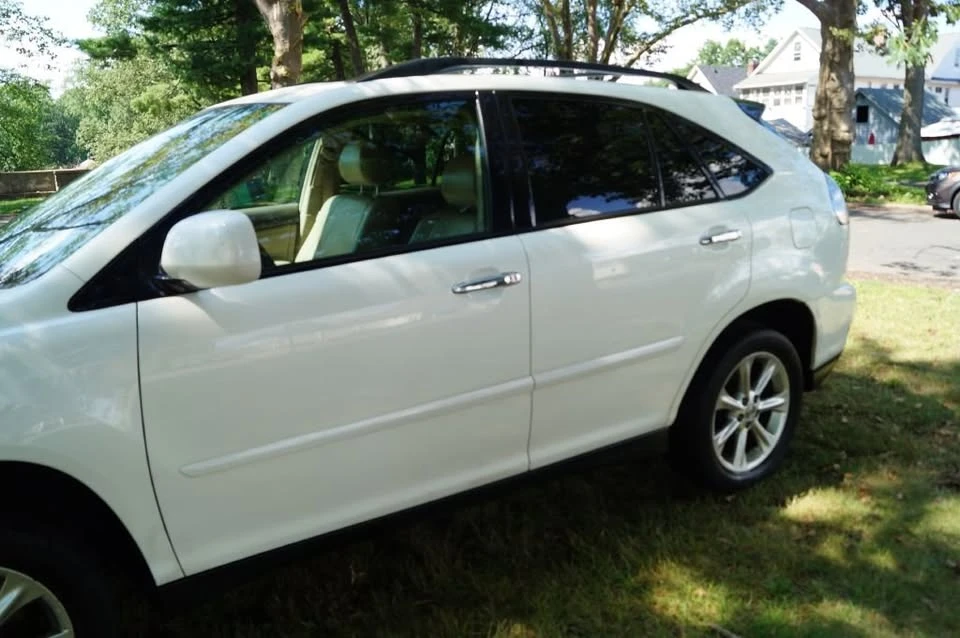 2009 Lexus RX 2nd Gen - Image 5 of 19