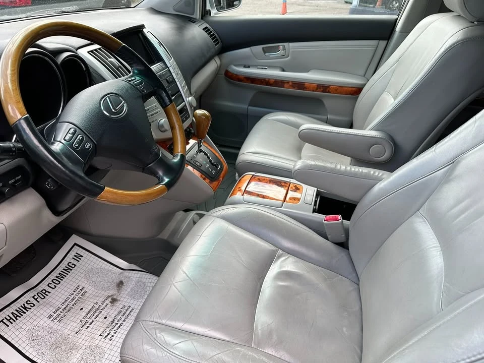 2009 Lexus RX 3rd Gen - Image 8 of 9