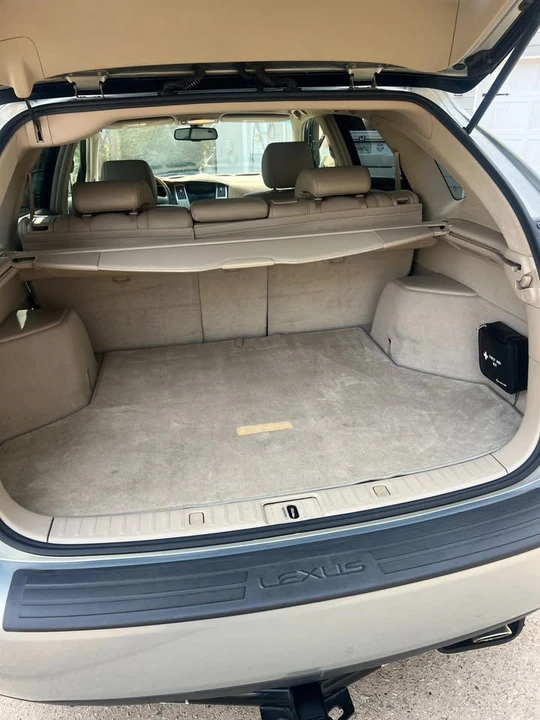 2009 Lexus RX 3rd Gen - Image 10 of 11