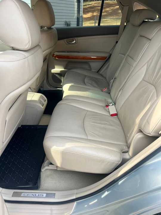 2009 Lexus RX 3rd Gen - Image 9 of 11