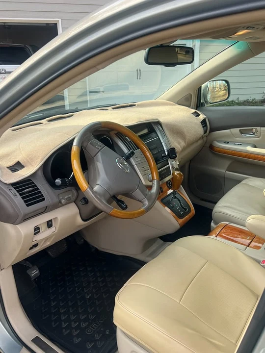 2009 Lexus RX 3rd Gen - Image 5 of 11