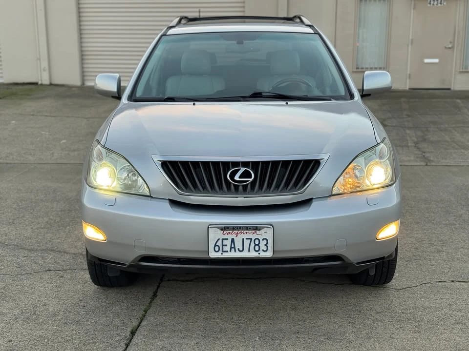 2009 Lexus RX 2nd Gen - Image 2 of 19