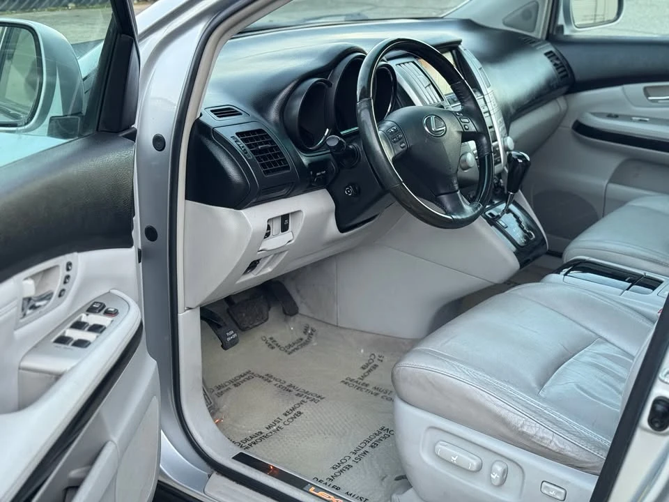 2009 Lexus RX 3rd Gen - Image 10 of 18