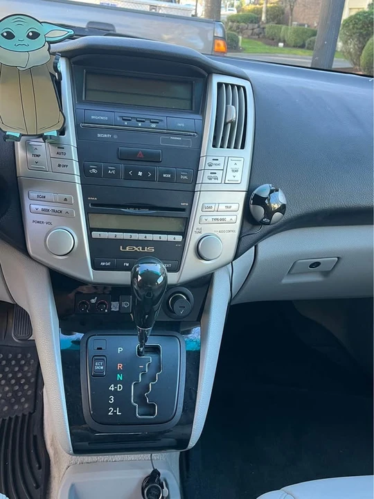 2009 Lexus RX 2nd Gen - Image 9 of 17