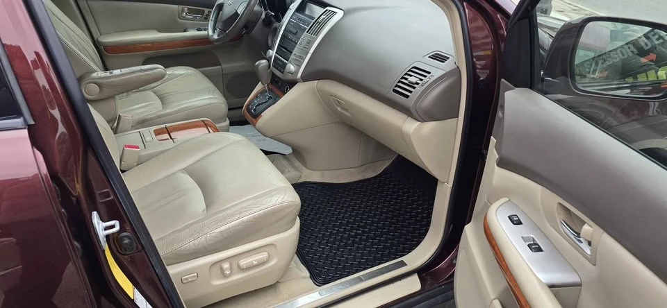 2009 Lexus RX 2nd Gen - Image 9 of 15
