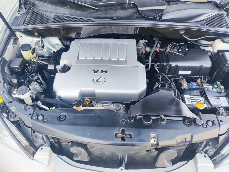 2009 Lexus RX 2nd Gen - Image 15 of 18