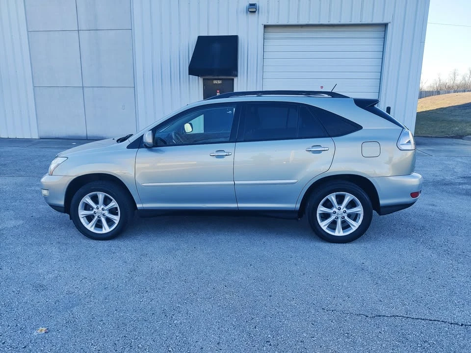 2009 Lexus RX 2nd Gen - Image 17 of 18