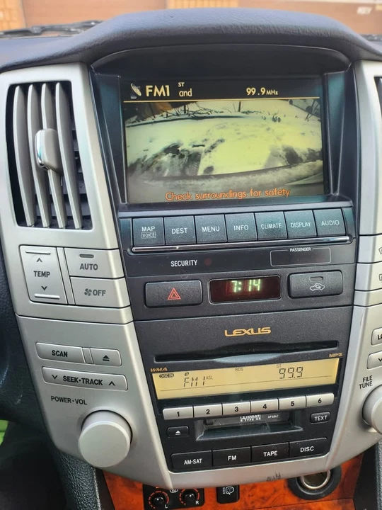 2009 Lexus RX 2nd Gen - Image 13 of 19