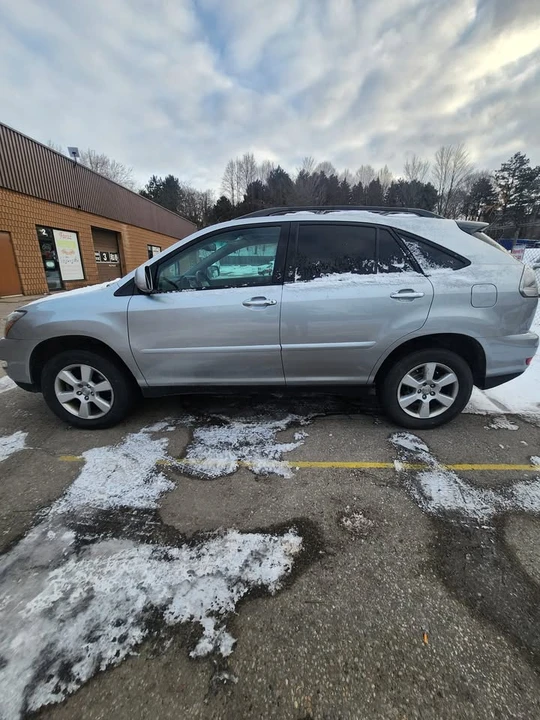 2009 Lexus RX 2nd Gen - Image 2 of 19