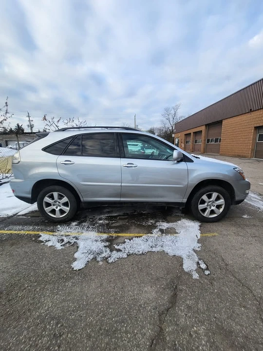 2009 Lexus RX 2nd Gen - Image 3 of 19