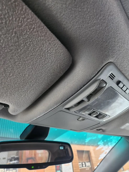 2009 Lexus RX 2nd Gen - Image 10 of 19