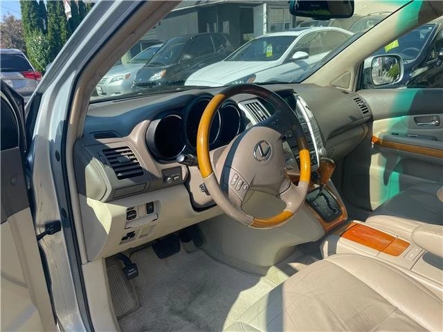 2009 Lexus RX 2nd Gen - Image 11 of 17