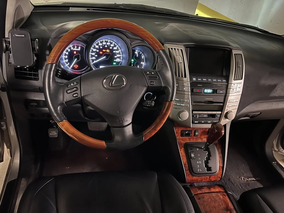 2009 Lexus RX 2nd Gen - Image 4 of 8