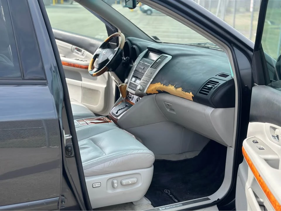 2009 Lexus RX 2nd Gen - Image 12 of 15
