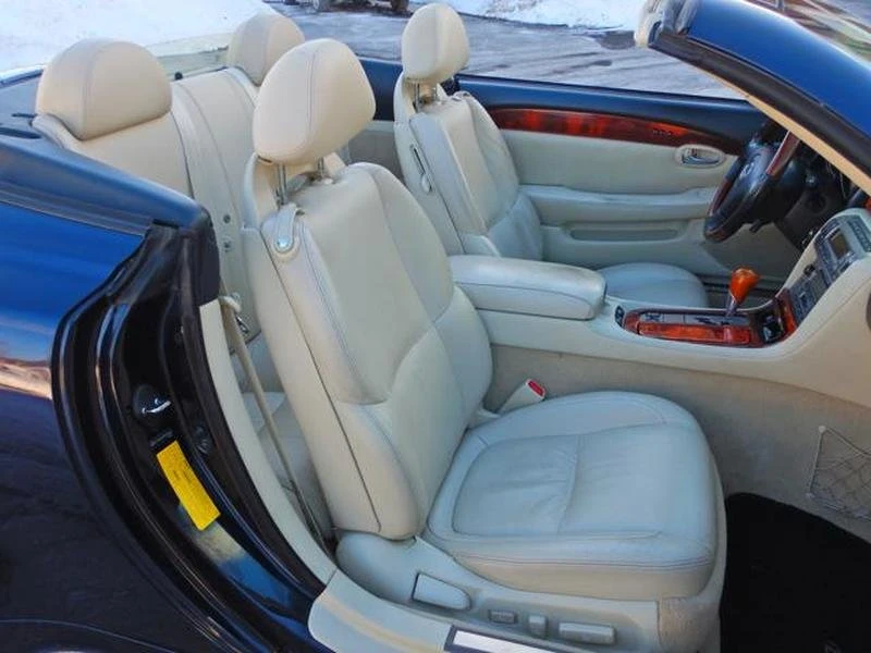 2009 Lexus SC430 - Image 16 of 19