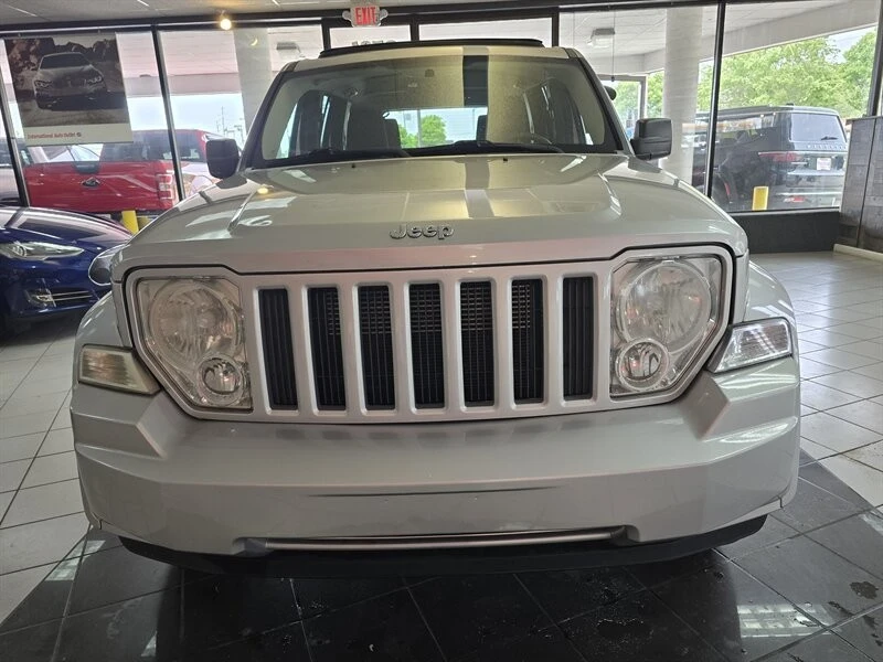 2009 Jeep KK Liberty - Image 2 of 4