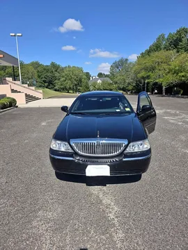 2009 Lincoln Continental Signature Sedan 4D