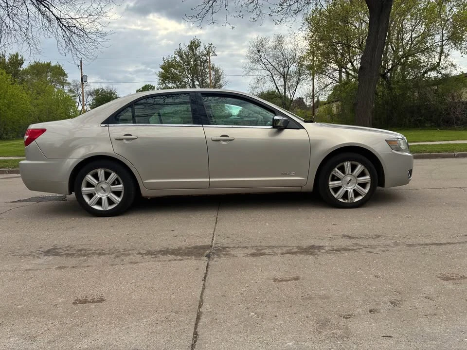 2009 Lincoln LS - Image 2 of 9