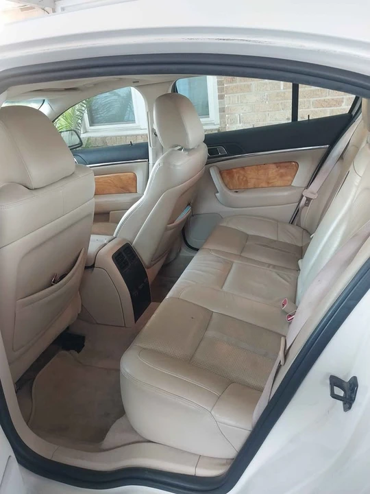 2009 Lincoln MKS - Image 7 of 8