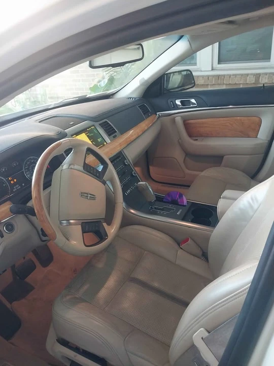 2009 Lincoln MKS - Image 4 of 8