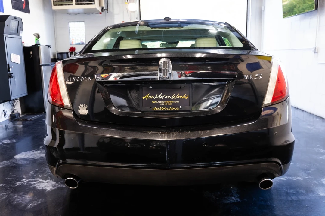 2009 Lincoln MKS - Image 9 of 12
