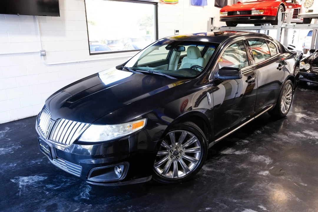 2009 Lincoln MKS - Image 2 of 12