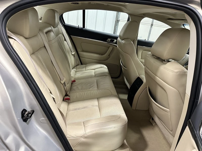 2009 Lincoln MKS - Image 17 of 20