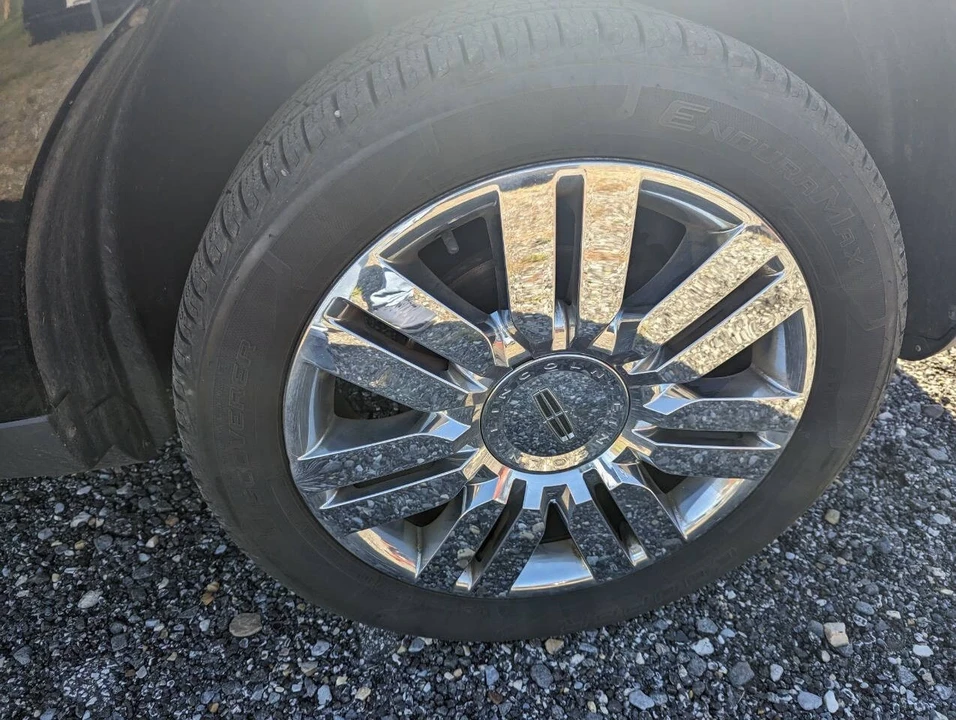 2009 Lincoln MKX - Image 9 of 12