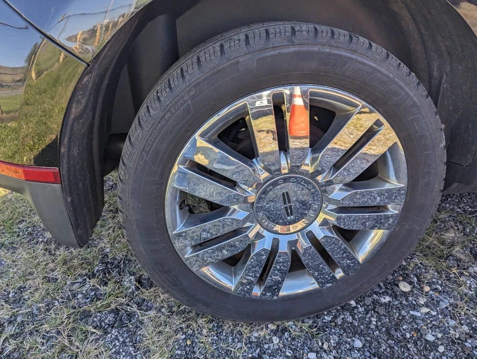 2009 Lincoln MKX - Image 10 of 12