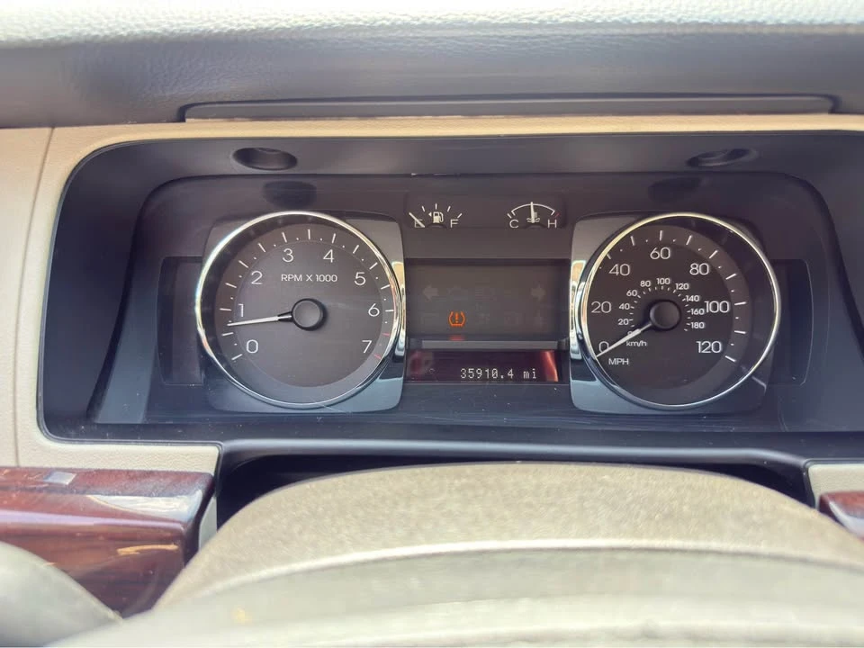 2009 Lincoln MKZ - Image 6 of 10