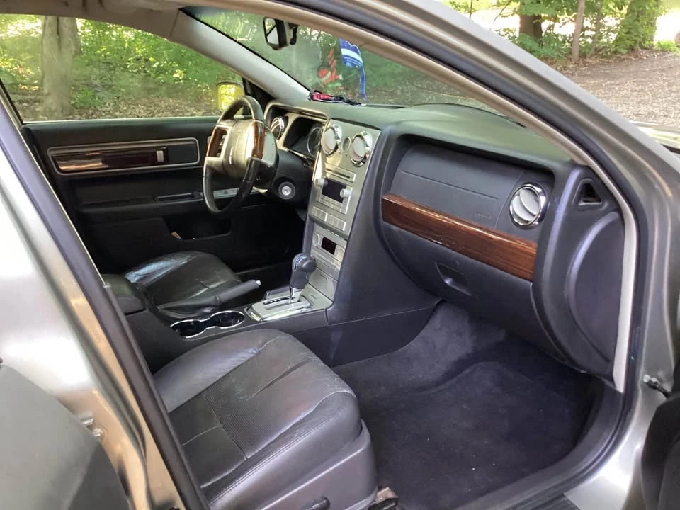 2009 Lincoln MKZ - Image 7 of 9