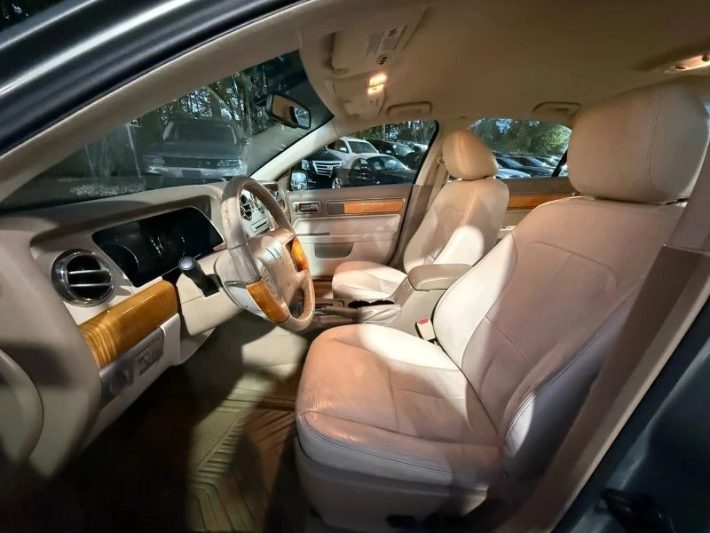 2009 Lincoln MKZ - Image 11 of 12