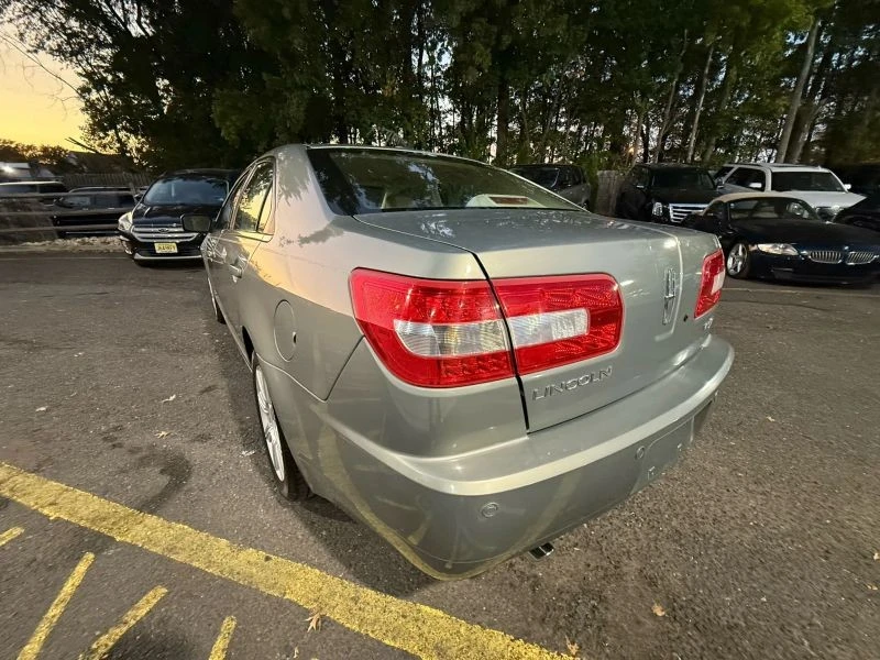 2009 Lincoln MKZ - Image 4 of 12