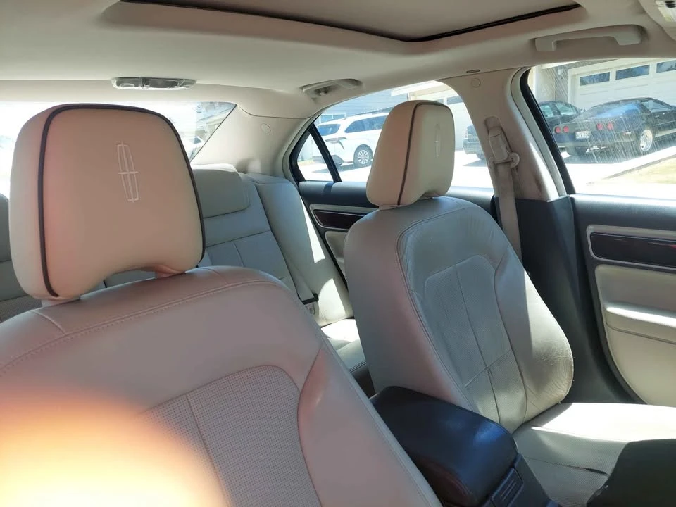 2009 Lincoln MKZ - Image 10 of 14