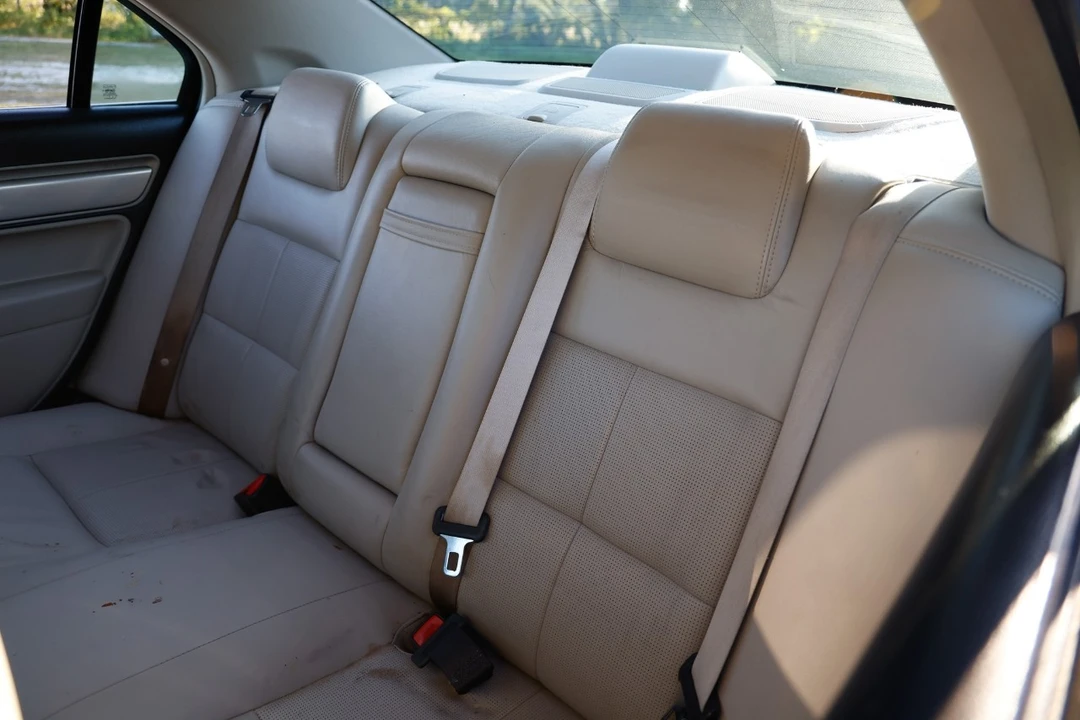 2009 Lincoln MKZ - Image 8 of 12