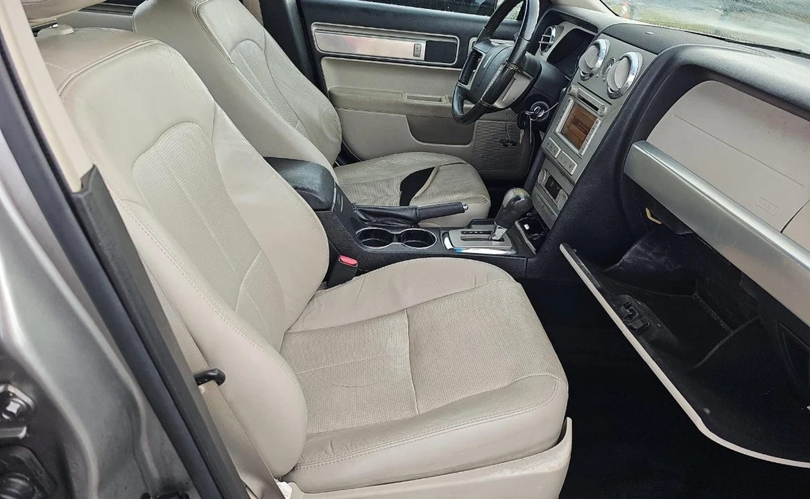 2009 Lincoln MKZ - Image 6 of 8