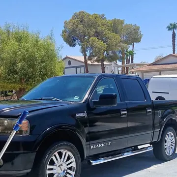 2009 Lincoln Mark LT