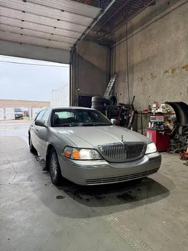 2009 Lincoln Town Car
