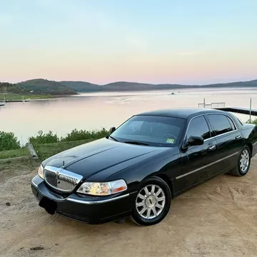 2009 Lincoln Town Car Signature Limited