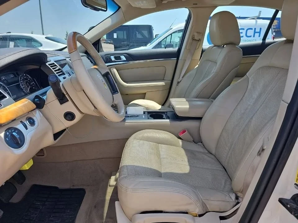 2009 Lincoln MKS - Image 7 of 11