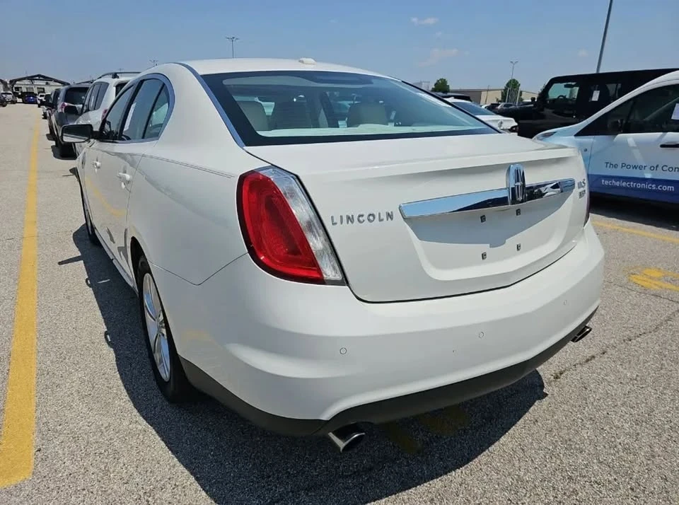 2009 Lincoln MKS - Image 3 of 11