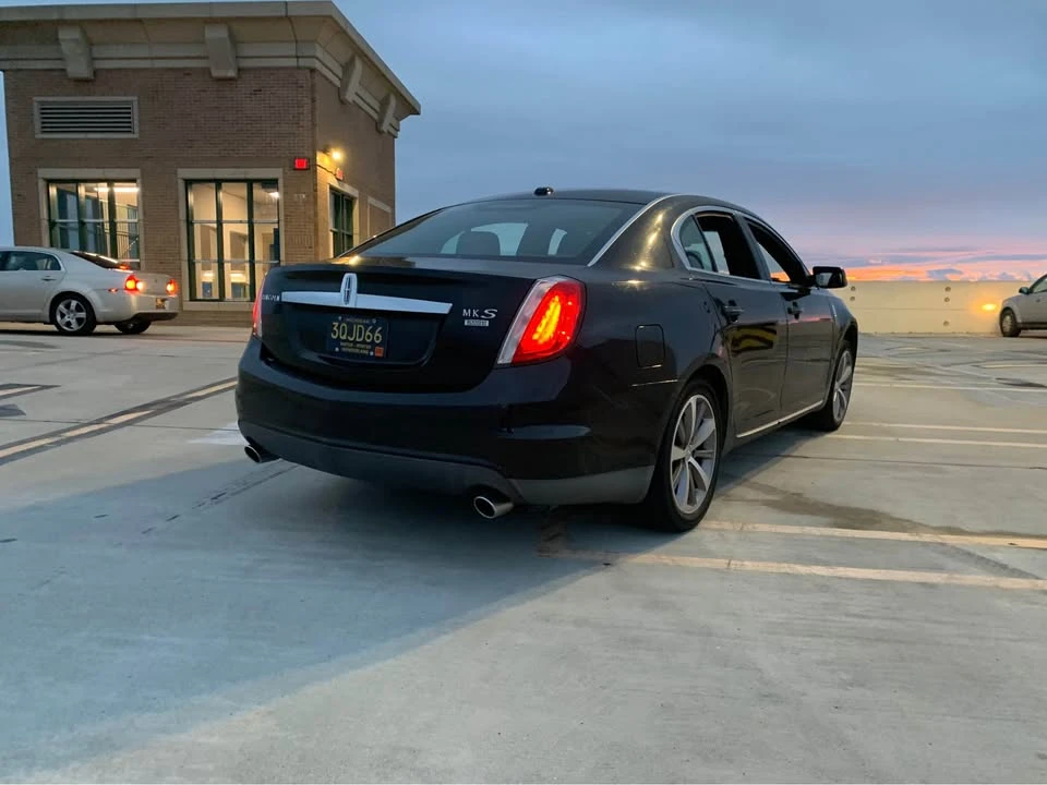 2009 Lincoln MKS - Image 2 of 4
