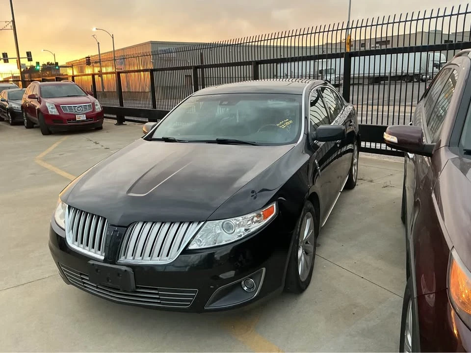 2009 Lincoln MKS - Image 2 of 6