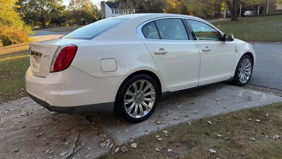 2009 Lincoln MKS - Image 3 of 15