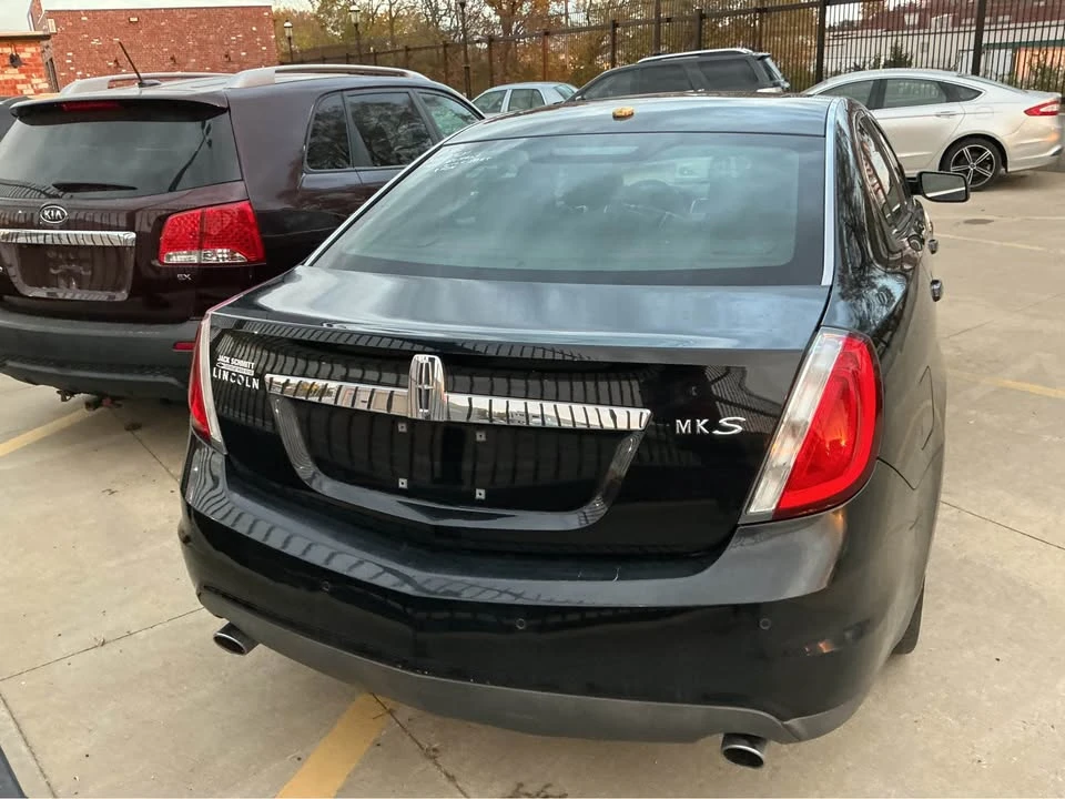 2009 Lincoln MKS - Image 4 of 6