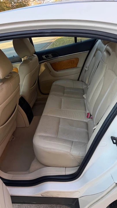 2009 Lincoln MKS - Image 7 of 15