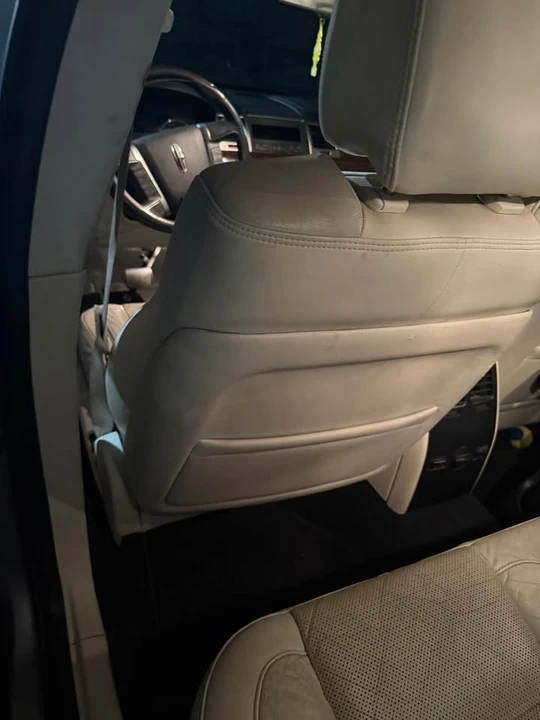 2009 Lincoln MKS - Image 8 of 8
